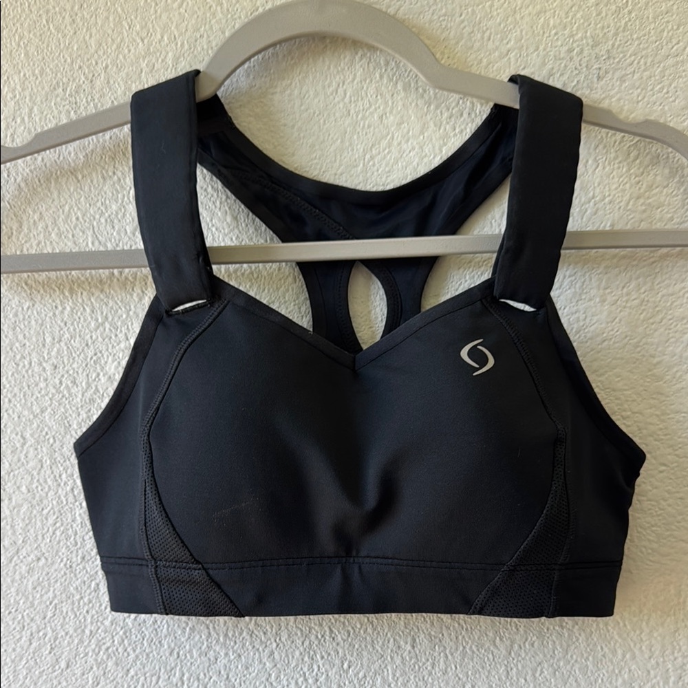 Women's Black Sports Bra Size 32C